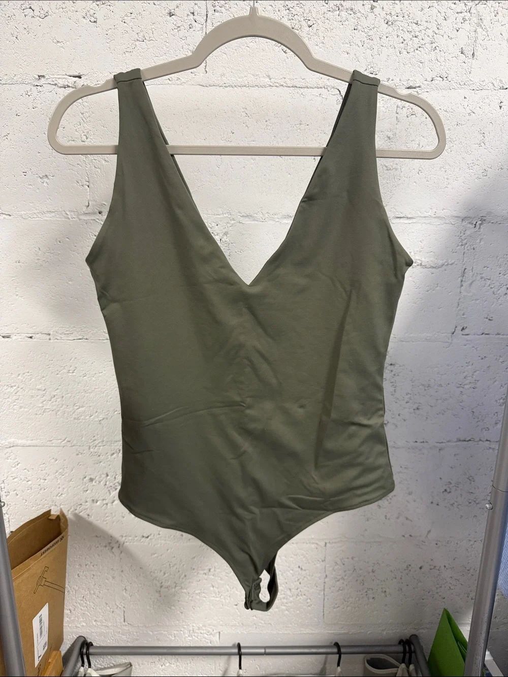 Olive Green V-Neck Sleeveless Bodysuit Size Large NEVER WORN - NWOT